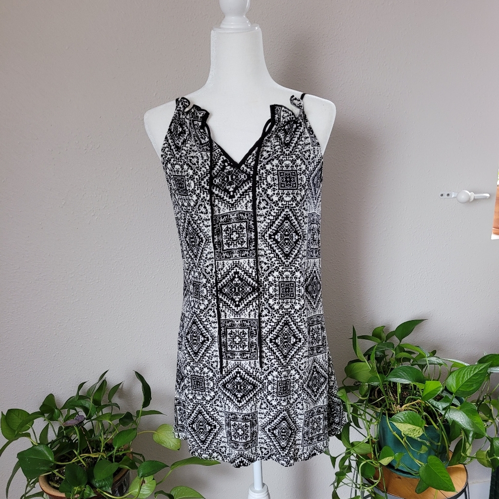 Black and white mini dress